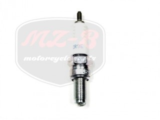EGYÉB UNIVERSAL SPARK PLUG NGK CR9E